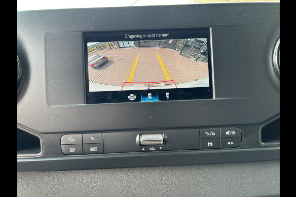 Mercedes-Benz Sprinter 316 CDI L2 H2 2800KG Trekhaak / MBUX / Navigatie / Camera / Cruise control / Airco / 270 Graden achterdeuren