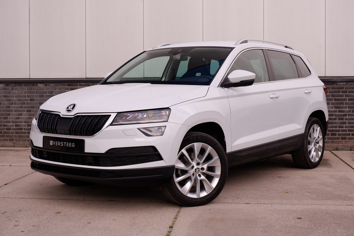 Škoda Karoq 1.5 TSI ACT Style Business | Elek. Trekhaak | LED | Navi | Carplay | Camera Škoda Karoq 1.5 TSI ACT Style Business | Elek. Trekhaak | LED | Navi | Carplay | Camera