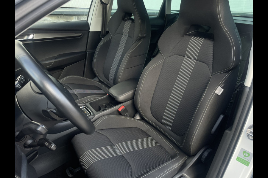 Škoda Karoq 1.5 TSI ACT Style Business | Elek. Trekhaak | LED | Navi | Carplay | Camera