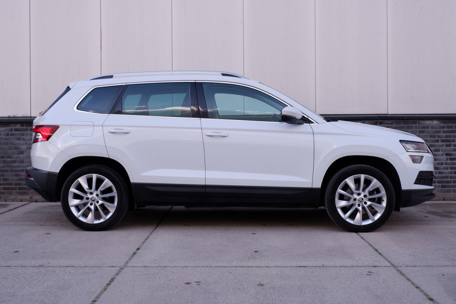 Škoda Karoq 1.5 TSI ACT Style Business | Elek. Trekhaak | LED | Navi | Carplay | Camera