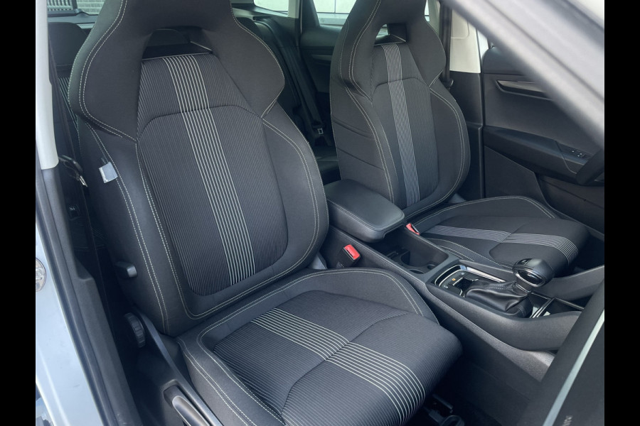 Škoda Karoq 1.5 TSI ACT Style Business | Elek. Trekhaak | LED | Navi | Carplay | Camera