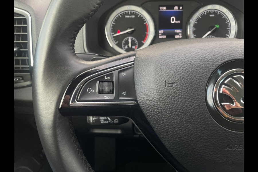 Škoda Karoq 1.5 TSI ACT Style Business | Elek. Trekhaak | LED | Navi | Carplay | Camera