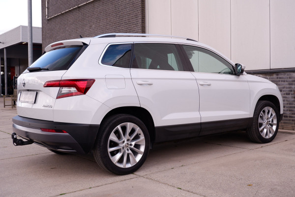 Škoda Karoq 1.5 TSI ACT Style Business | Elek. Trekhaak | LED | Navi | Carplay | Camera