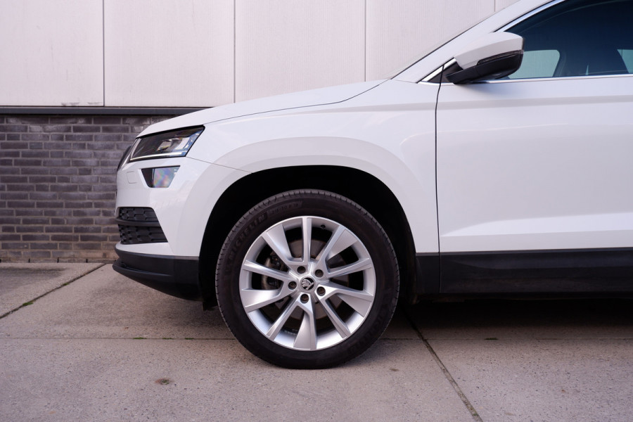 Škoda Karoq 1.5 TSI ACT Style Business | Elek. Trekhaak | LED | Navi | Carplay | Camera