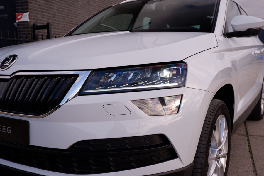Škoda Karoq 1.5 TSI ACT Style Business | Elek. Trekhaak | LED | Navi | Carplay | Camera