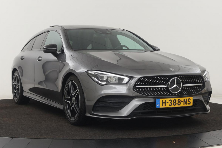 Mercedes-Benz CLA-Klasse 200 AMG | Panoramadak | Stoelverwarming | Widescreen | Camera | Sfeerverlichting | Full LED | Navigatie | Climate control | Park Assist