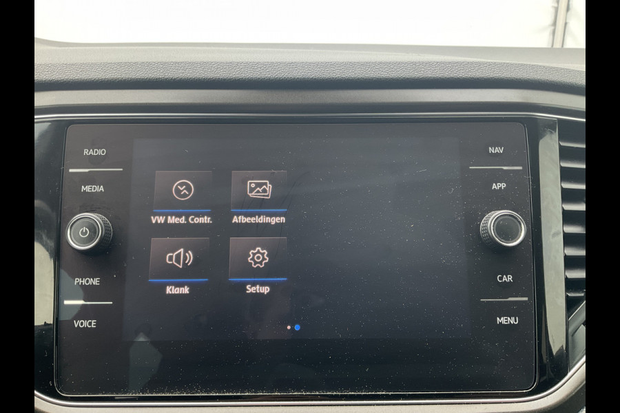 Volkswagen T-Roc 1.5 TSI Style Automaat Pano.dak Adap.Cruise Trekhaak Digitaal Vol Opties!
