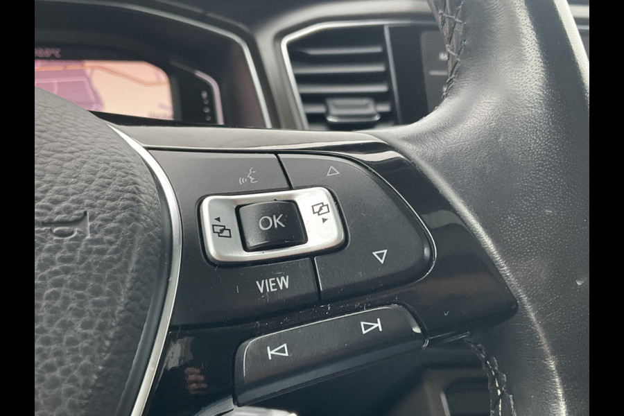 Volkswagen T-Roc 1.5 TSI Style Automaat Pano.dak Adap.Cruise Trekhaak Digitaal Vol Opties!