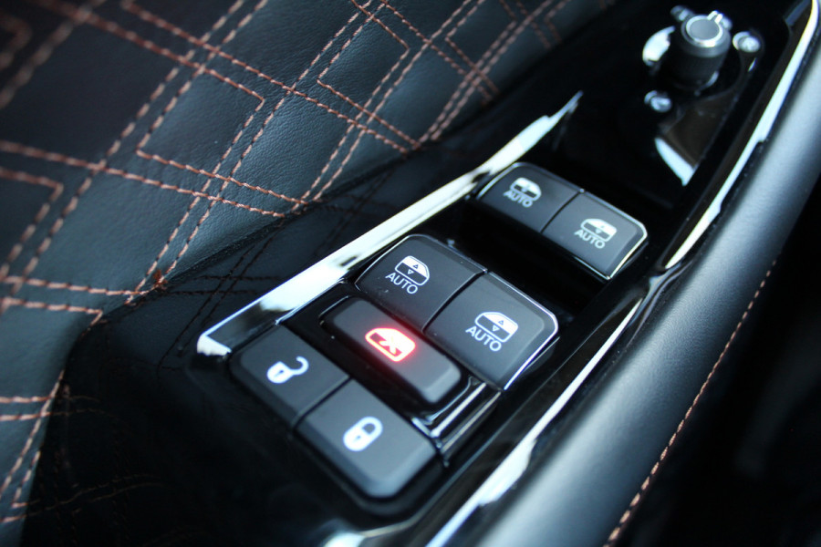Jeep Grand Cherokee 2.0 Summit Reserve 4xe | Trekhaak | Luchtvering | Massage | Panoramadak | Leder | Full Options