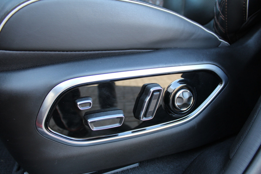 Jeep Grand Cherokee 2.0 Summit Reserve 4xe | Trekhaak | Luchtvering | Massage | Panoramadak | Leder | Full Options