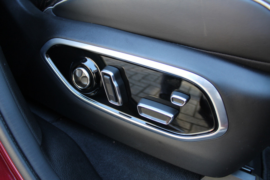 Jeep Grand Cherokee 2.0 Summit Reserve 4xe | Trekhaak | Luchtvering | Massage | Panoramadak | Leder | Full Options