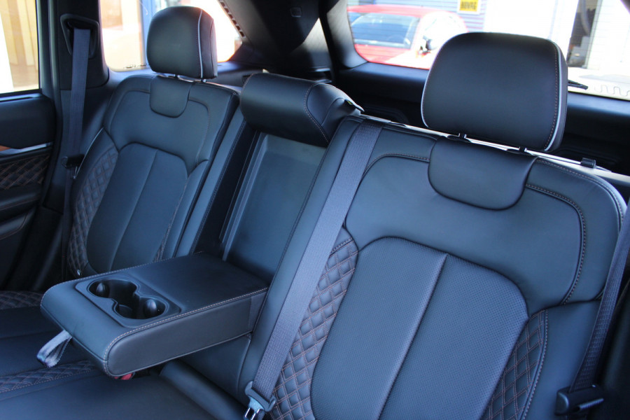 Jeep Grand Cherokee 2.0 Summit Reserve 4xe | Trekhaak | Luchtvering | Massage | Panoramadak | Leder | Full Options
