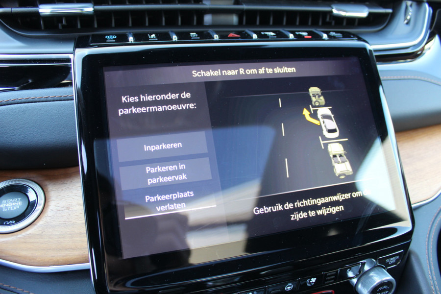 Jeep Grand Cherokee 2.0 Summit Reserve 4xe | Trekhaak | Luchtvering | Massage | Panoramadak | Leder | Full Options