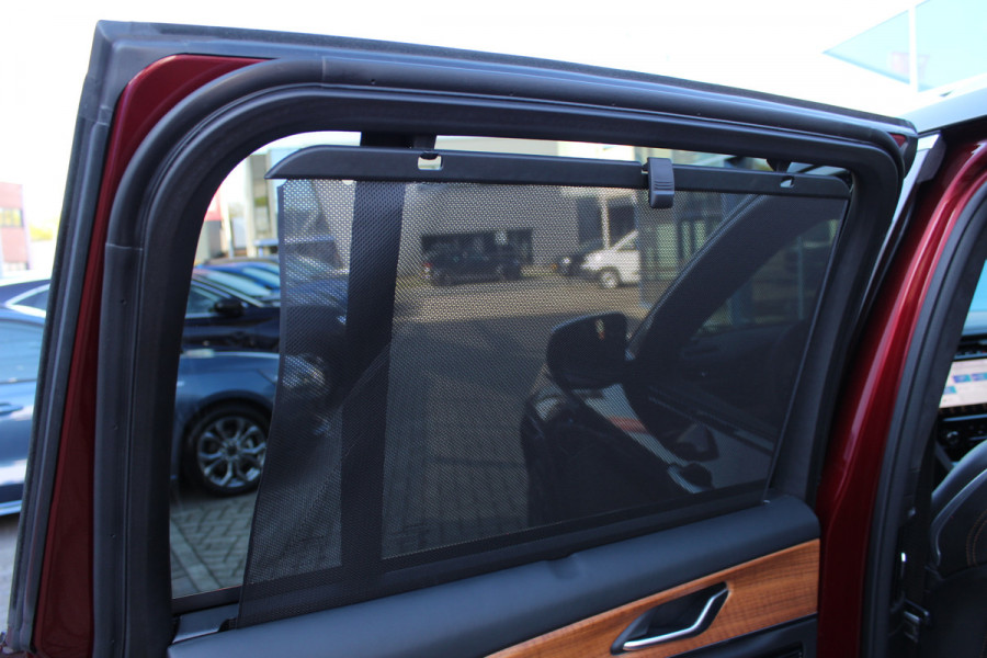 Jeep Grand Cherokee 2.0 Summit Reserve 4xe | Trekhaak | Luchtvering | Massage | Panoramadak | Leder | Full Options