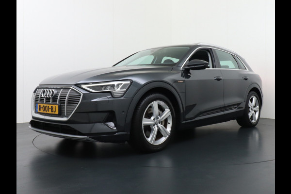 Audi e-tron 50 Quattro Launch Edition Plus 71kWh Navi Panoramadak Luchtvering Cruise control Adaptief PDC Stoelverwarming Parkeerhulp v/a/zi Led Lmv 20" Keyless-go Lichtpakket Dodehoekdetectie Regensensor Fase 3 laden