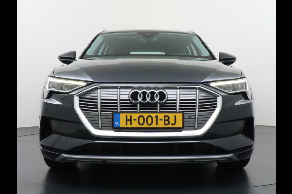 Audi e-tron 50 Quattro Launch Edition Plus 71kWh Navi Panoramadak Luchtvering Cruise control Adaptief PDC Stoelverwarming Parkeerhulp v/a/zi Led Lmv 20" Keyless-go Lichtpakket Dodehoekdetectie Regensensor Fase 3 laden