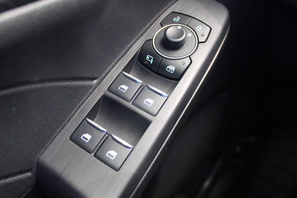 Ford Kuga 2.5 PHEV ST-Line | Winterpack | Head-Up | Navigatie | Led