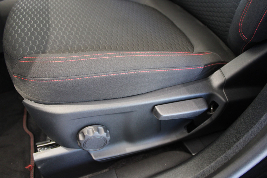 Ford Kuga 2.5 PHEV ST-Line | Winterpack | Head-Up | Navigatie | Led