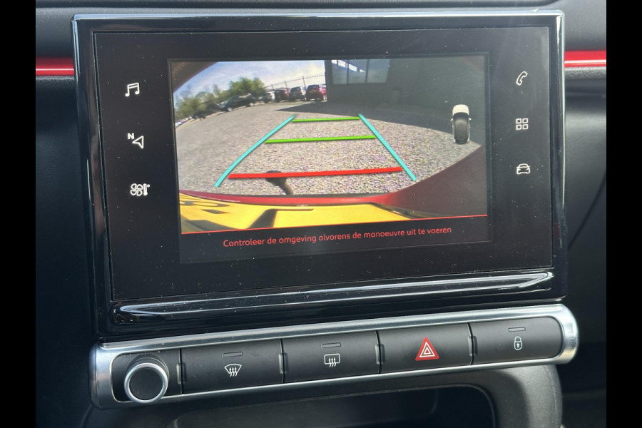 Citroën C3 1.2 PureTech S&S Shine 2e Eigenaar,Apple Carplay,Cruise,Clima,Trekhaak,Camera,Dealer Onderhouden,N.A.P,110pk,APK tot 03-2026