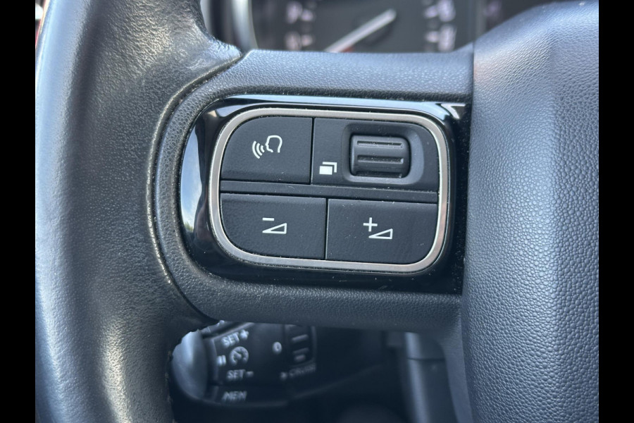 Citroën C3 1.2 PureTech S&S Shine 2e Eigenaar,Apple Carplay,Cruise,Clima,Trekhaak,Camera,Dealer Onderhouden,N.A.P,110pk,APK tot 03-2026
