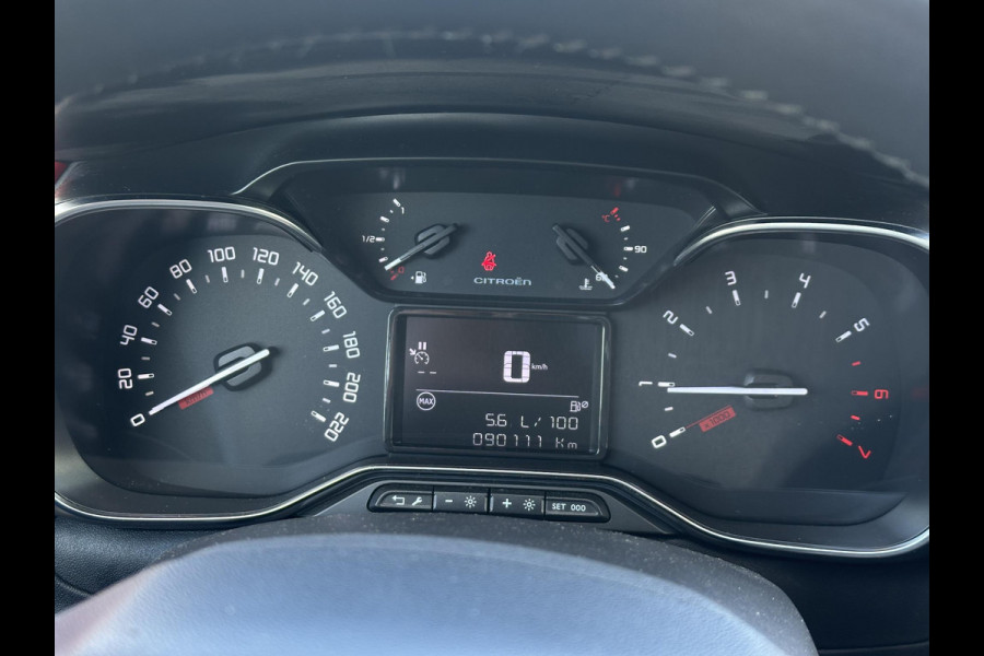 Citroën C3 1.2 PureTech S&S Shine 2e Eigenaar,Apple Carplay,Cruise,Clima,Trekhaak,Camera,Dealer Onderhouden,N.A.P,110pk,APK tot 03-2026