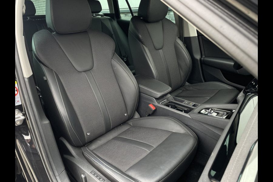 Škoda Octavia Combi 1.4 TSI iV PHEV Sportline Business | Head-Up | Carplay | LED | Sfeerverl. Camera | Memory