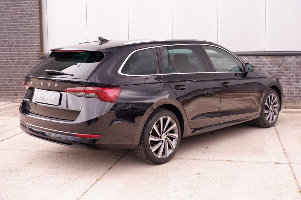 Škoda Octavia Combi 1.4 TSI iV PHEV Sportline Business | Head-Up | Carplay | LED | Sfeerverl. Camera | Memory