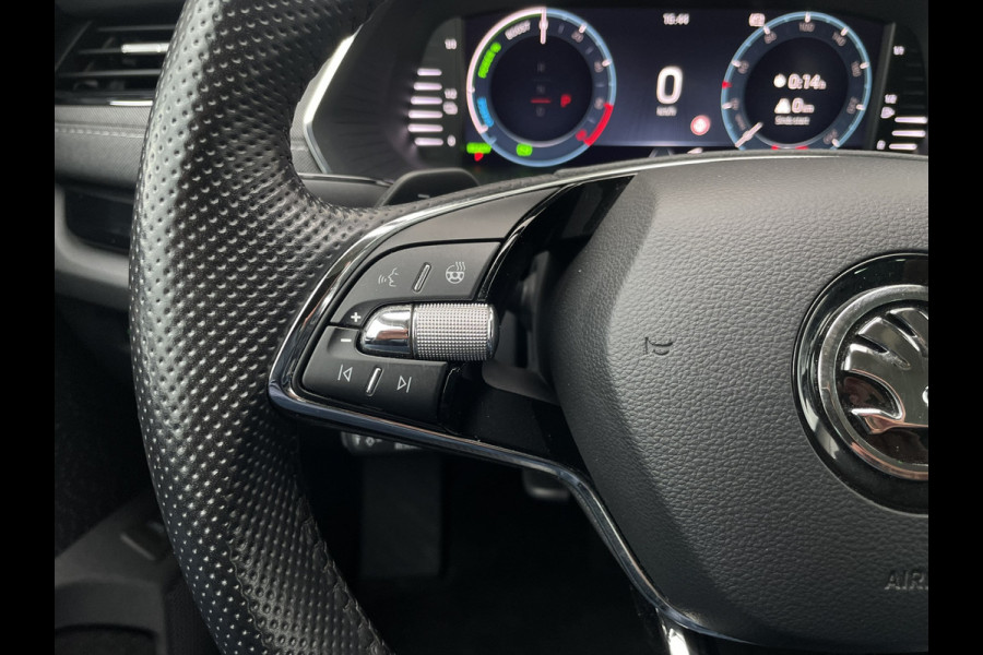 Škoda Octavia Combi 1.4 TSI iV PHEV Sportline Business | Head-Up | Carplay | LED | Sfeerverl. Camera | Memory