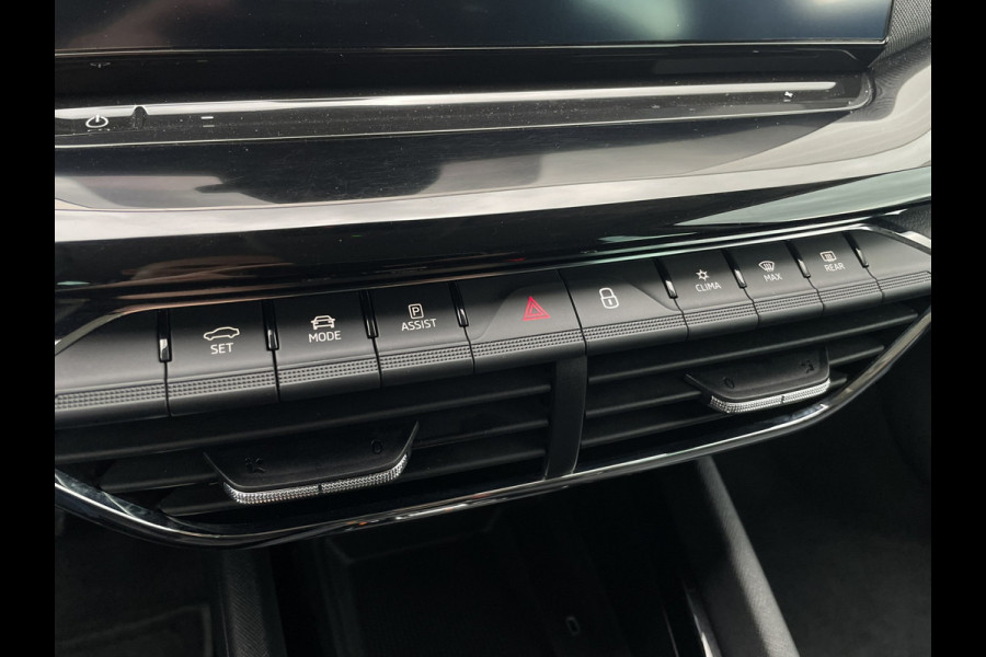 Škoda Octavia Combi 1.4 TSI iV PHEV Sportline Business | Head-Up | Carplay | LED | Sfeerverl. Camera | Memory