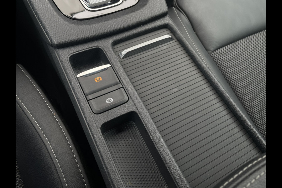 Škoda Octavia Combi 1.4 TSI iV PHEV Sportline Business | Head-Up | Carplay | LED | Sfeerverl. Camera | Memory