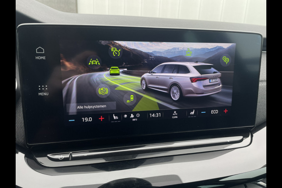 Škoda Octavia Combi 1.4 TSI iV PHEV Sportline Business | Head-Up | Carplay | LED | Sfeerverl. Camera | Memory