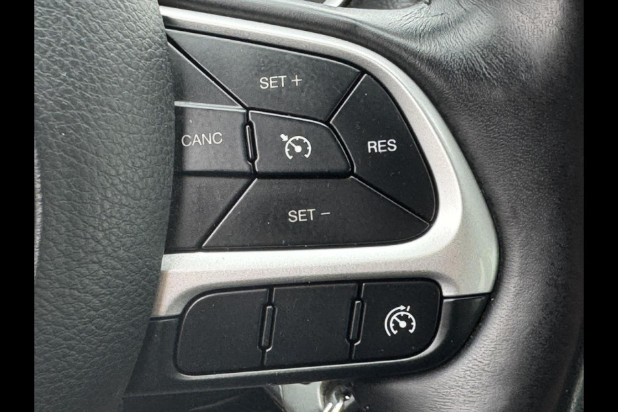 Jeep Compass 1.4 MultiAir Sport Cruise control Climate control Apple / Android DAB Achteruitrijcamera