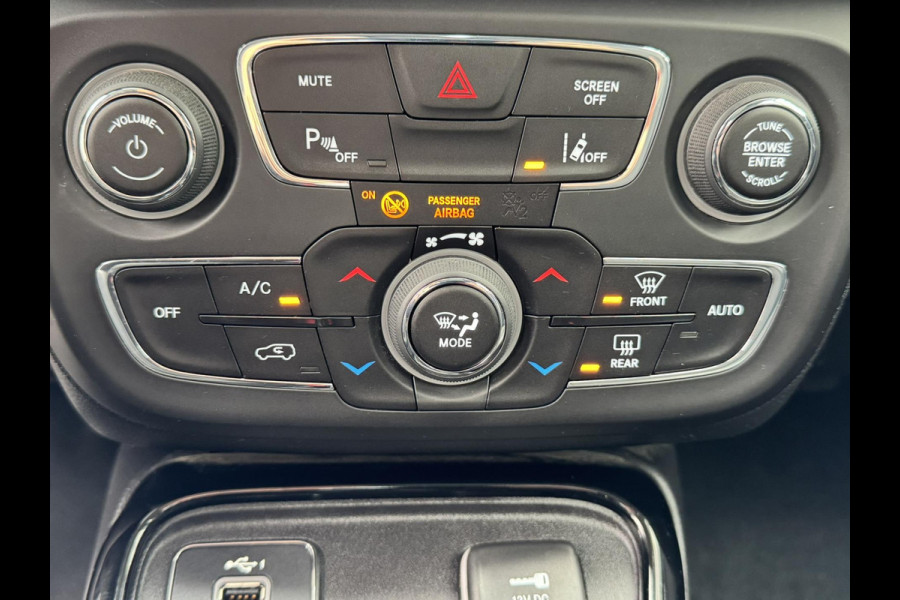 Jeep Compass 1.4 MultiAir Sport Cruise control Climate control Apple / Android DAB Achteruitrijcamera
