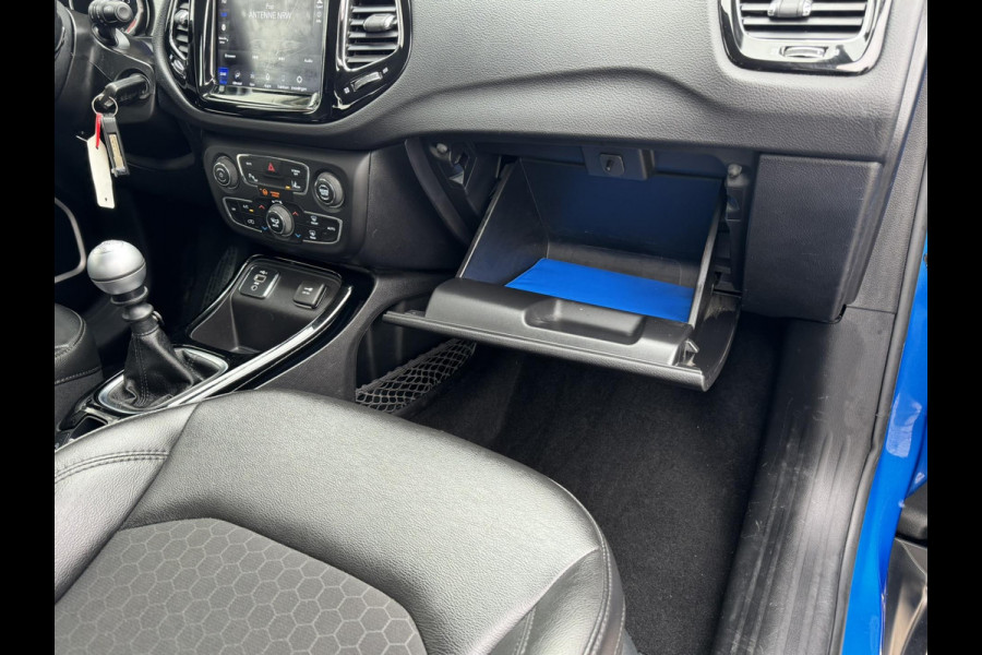 Jeep Compass 1.4 MultiAir Sport Cruise control Climate control Apple / Android DAB Achteruitrijcamera