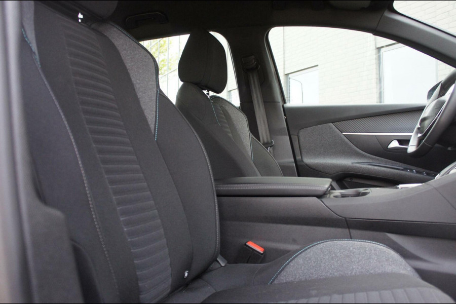 Peugeot 3008 1.2 PT 130pk Aut Camera|CarPlay|I-Cockpit|Navi