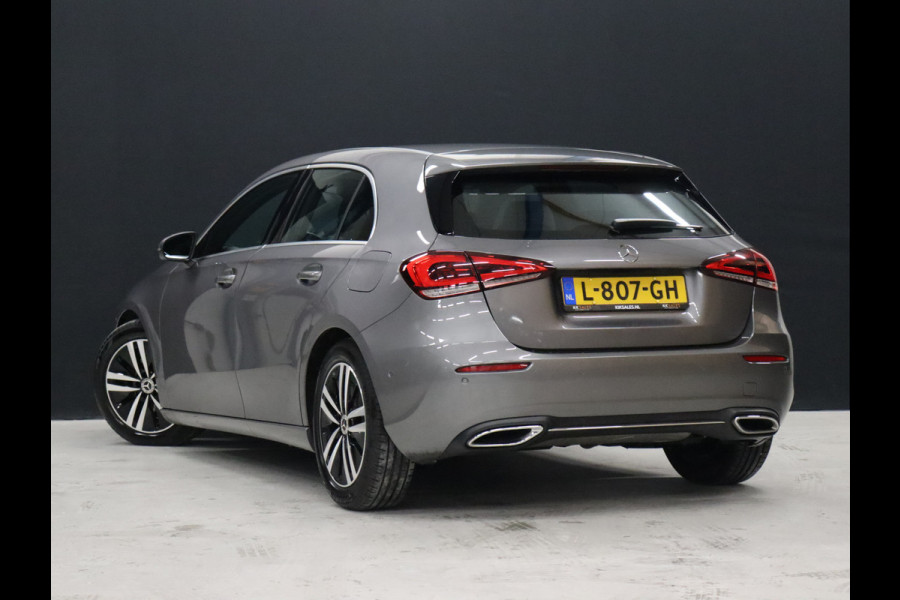 Mercedes-Benz A-Klasse 160 Luxury [SFEERVERLICHTING, VOL LEDER, CAMERA, STOELVERWARMING, PDC V+A, NAVIGATIE, CLIMATE, CRUISE, NIEUWSTAAT]