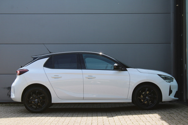 Opel Corsa 1.2 GS Line | Navigatie | Camera | Privacy Glass | Dealer ond.