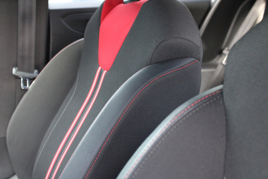Opel Corsa 1.2 GS Line | Navigatie | Camera | Privacy Glass | Dealer ond.
