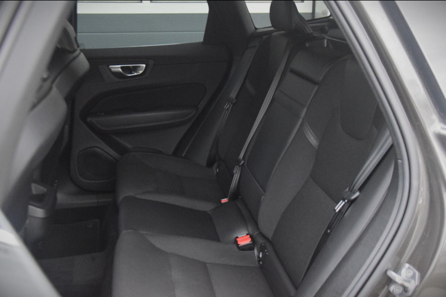 Volvo XC60 2.0 B5 Business Pro 5.270 EURO AAN OPTIES!!