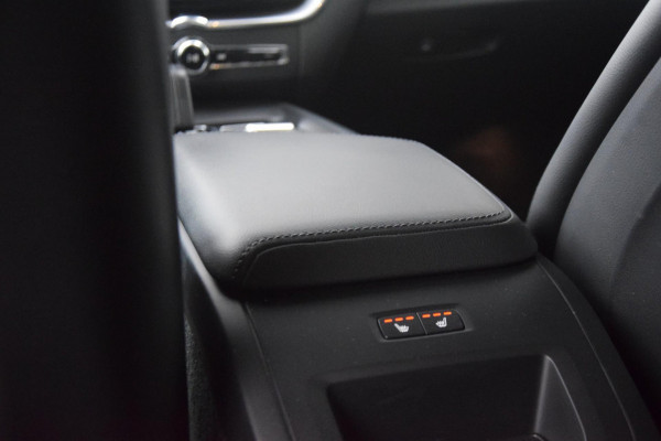 Volvo XC60 2.0 B5 Business Pro 5.270 EURO AAN OPTIES!!