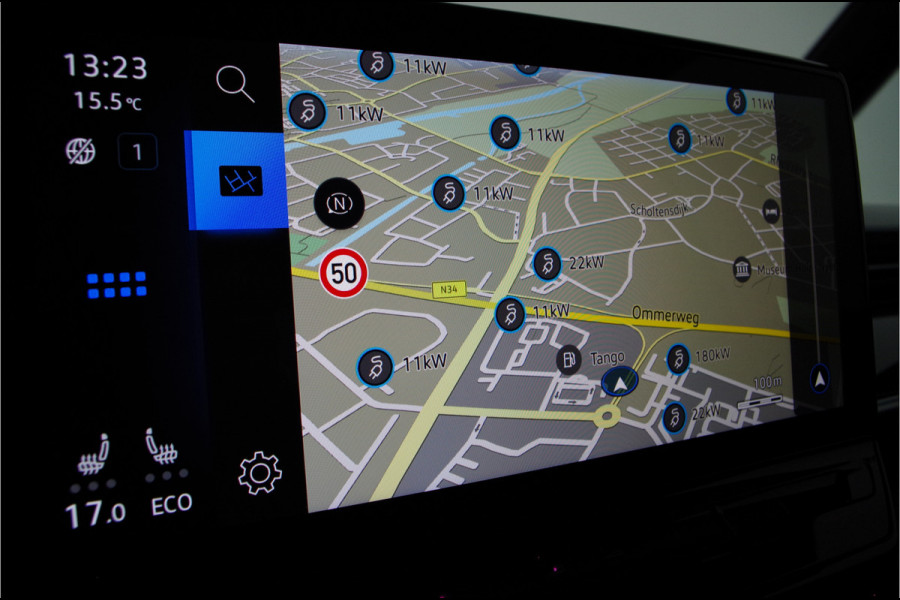 Volkswagen ID. Buzz Pro 77kWh > 5-zit/Dubbele Schuifdeur/Vlakke laadvloer inbouw/trekhaak/IQ.Light... | 8292 |