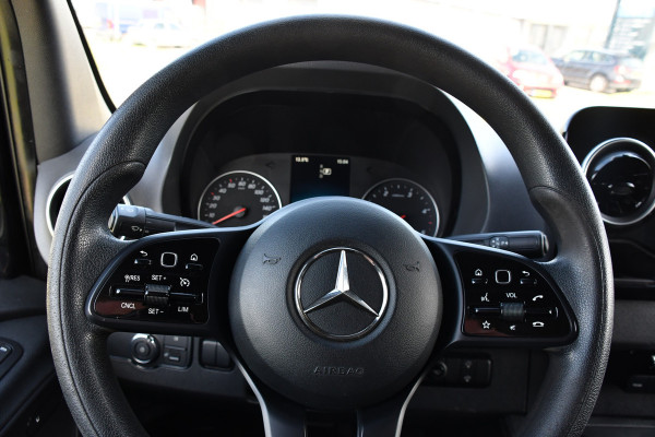 Mercedes-Benz Sprinter 317 1.9 CDI L2H2 RWD Black Edition Cruise, Camera, Carplay, LED, 10,5'' Mbux, Trekhaak, 2 x geveerde stoel, Leder, Stoelverwarming, Uniek!