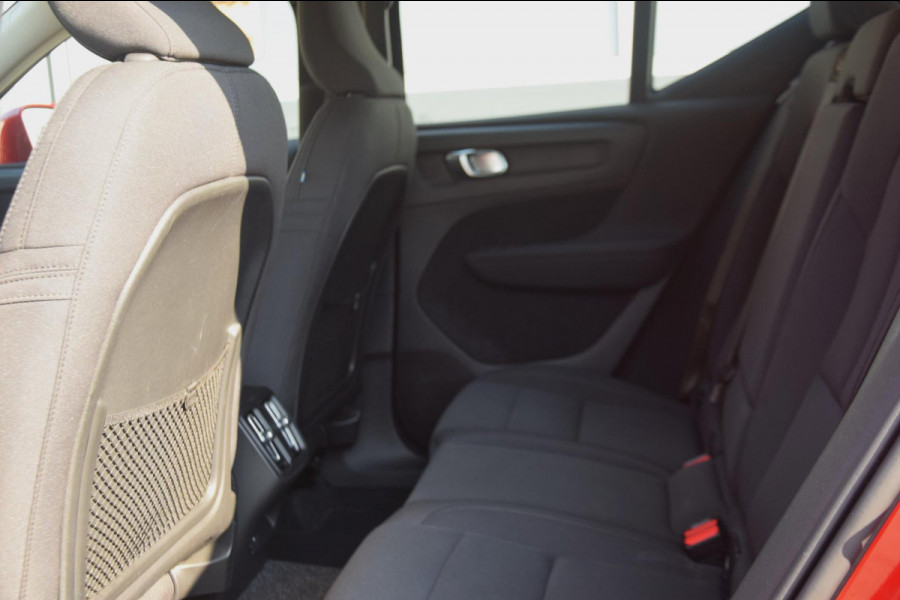 Volvo XC40 1.5 T3 Business Pro CAMERA/ADAPTIEVE CRUISE/APPLE CARPLAY
