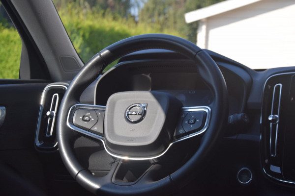 Volvo XC40 1.5 T3 Business Pro CAMERA/ADAPTIEVE CRUISE/APPLE CARPLAY