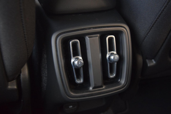 Volvo XC40 1.5 T3 Business Pro CAMERA/ADAPTIEVE CRUISE/APPLE CARPLAY