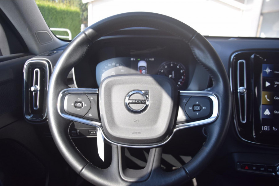 Volvo XC40 1.5 T3 Business Pro CAMERA/ADAPTIEVE CRUISE/APPLE CARPLAY
