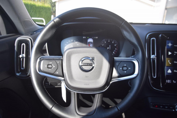 Volvo XC40 1.5 T3 Business Pro CAMERA/ADAPTIEVE CRUISE/APPLE CARPLAY