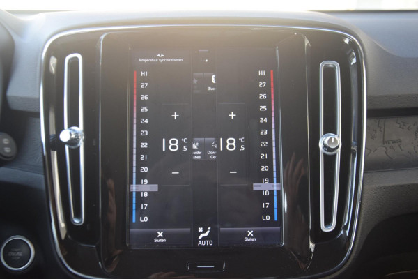 Volvo XC40 1.5 T3 Business Pro CAMERA/ADAPTIEVE CRUISE/APPLE CARPLAY