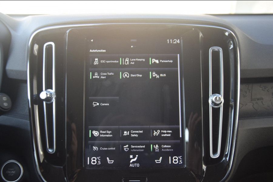 Volvo XC40 1.5 T3 Business Pro CAMERA/ADAPTIEVE CRUISE/APPLE CARPLAY