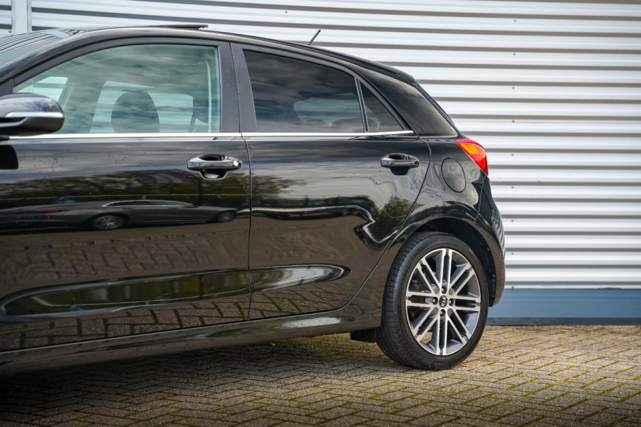 Kia Rio 1.0 TGDI Platinum Edition Camera Navi Keyless DAB+ Stoel Stuurverw. Leer